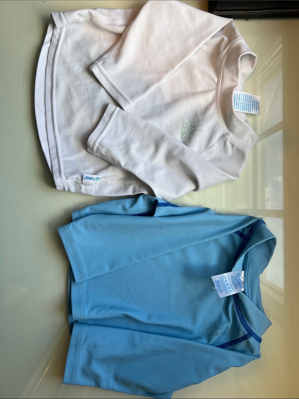 Set of 2 Long Sleeve Rash Guard White and Light Blue SPF 50